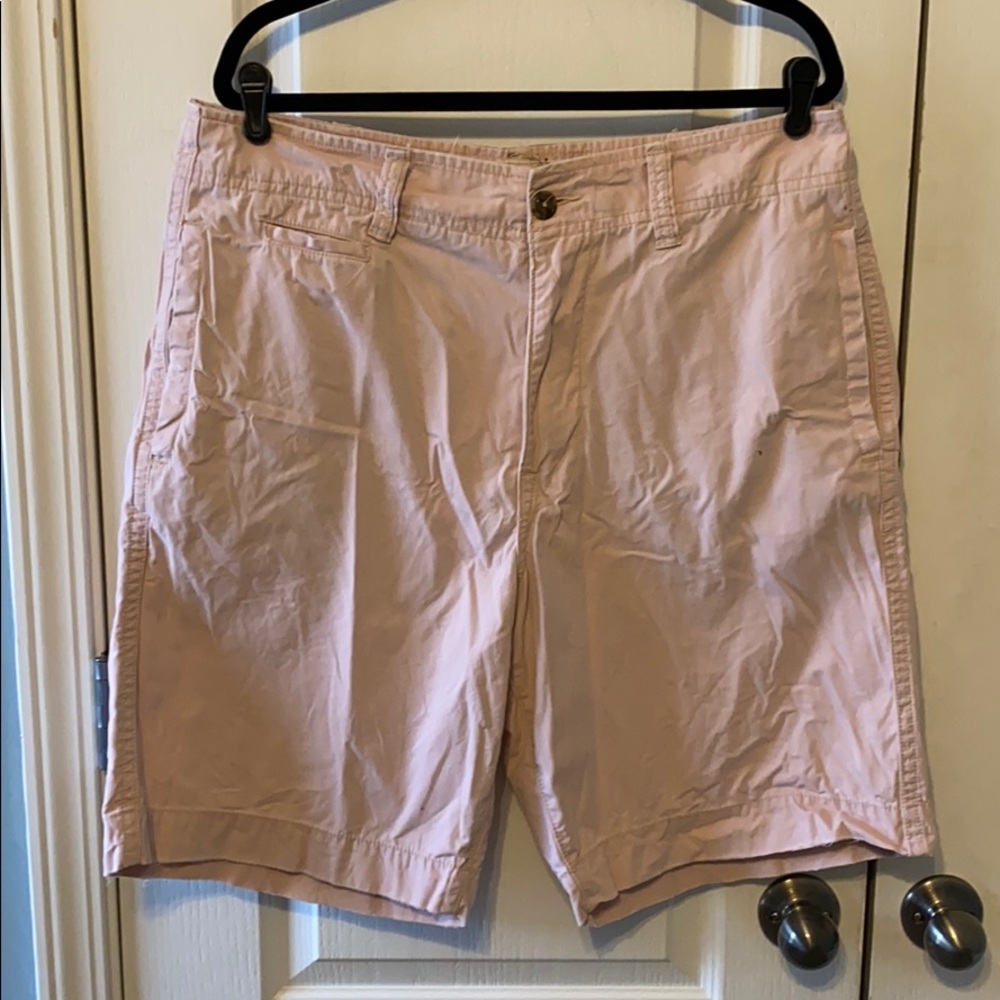 American Eagle Pink Khaki Short - Size 36